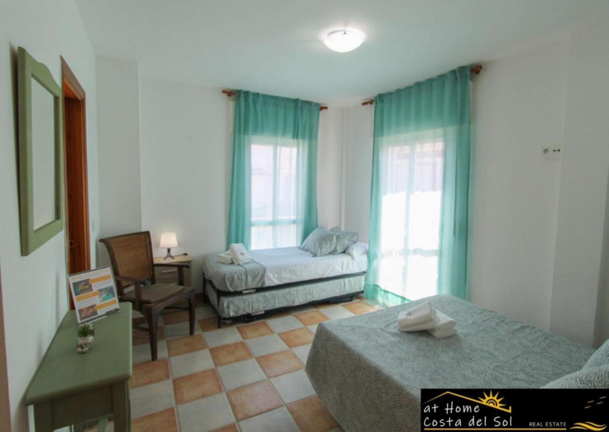 Apartamento En El Centro De Nerja By At Home Costa Del Sol Luaran gambar